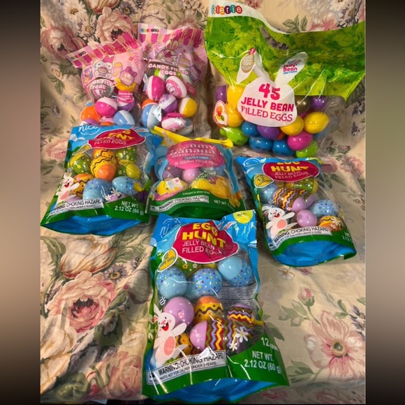 Galerie Other - Colorful Jelly Bean Filled Easter Eggs